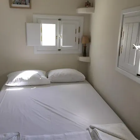 Cosy In Santorini *