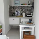 Cosy In Santorini *